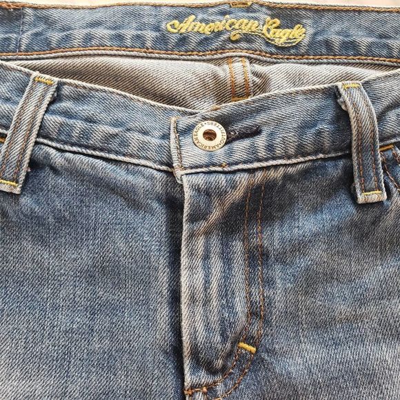 American Eagle Hipster Fit Frayed Look Light Blue Wash Women's  4 Reg - Picture 11 of 15